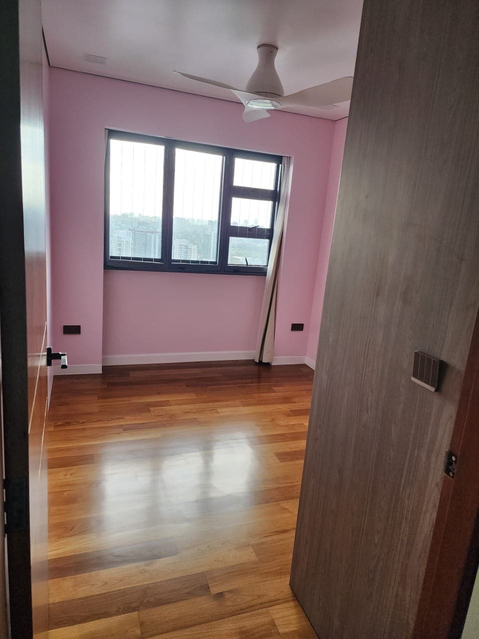 Luxury Vinyl Tiles (LVT / SPC)