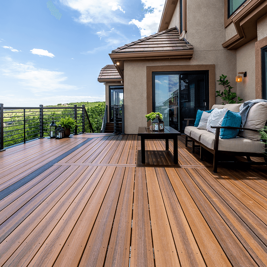 Outdoor Decking (Wood & Composite)
